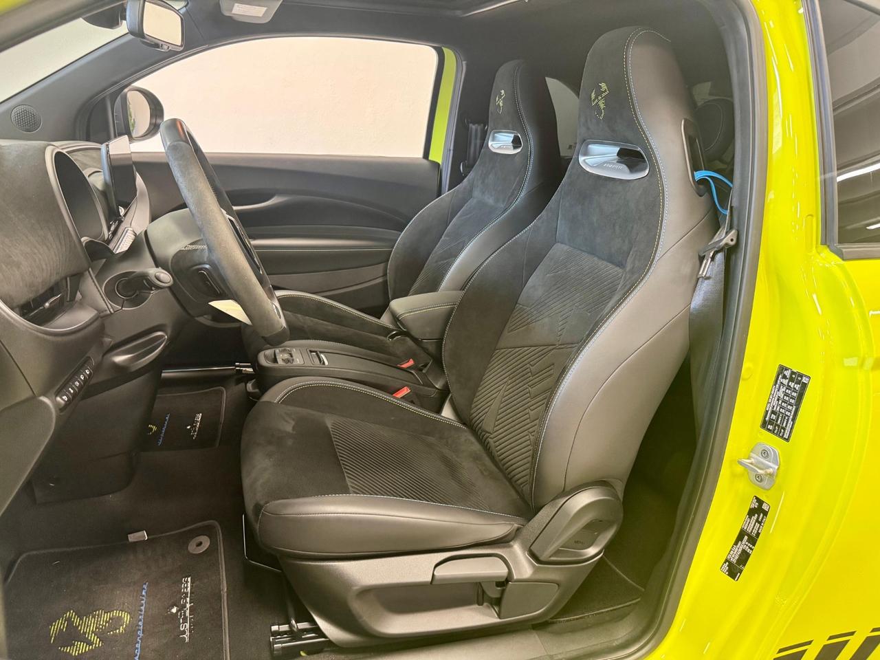 Abarth 500e Scorpionissima Garanzia Ufficiale