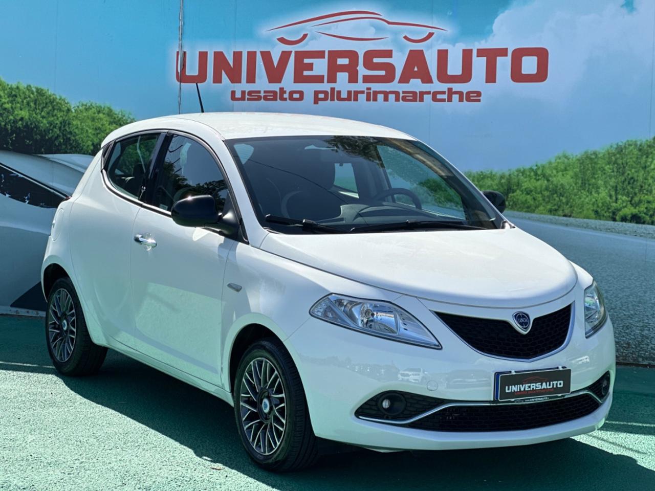 Lancia Ypsilon 1.3 MJT 95cv Gold 2016