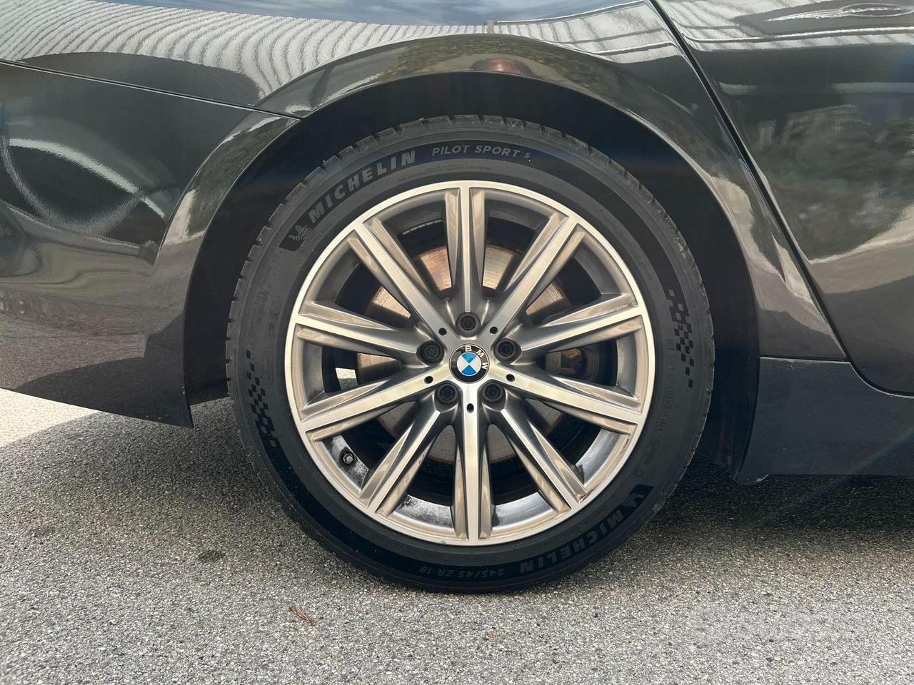 BMW 530D XDRIVE TOURING LUXURY 249CV