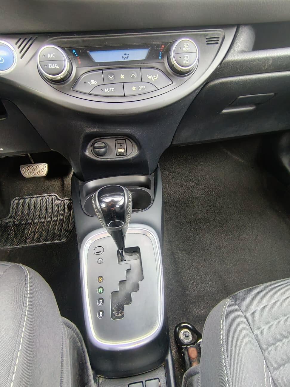 Toyota Yaris 5p 1.5h Trend