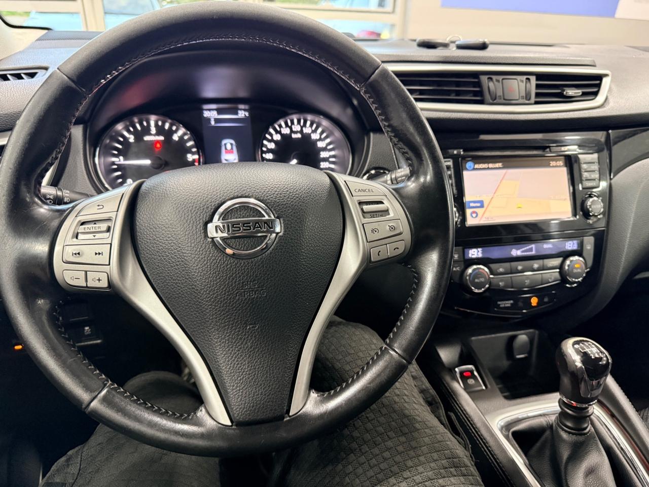 Nissan Qashqai 1.6 dCi 2WD Tekna 131cv OK NEOPATENTATI