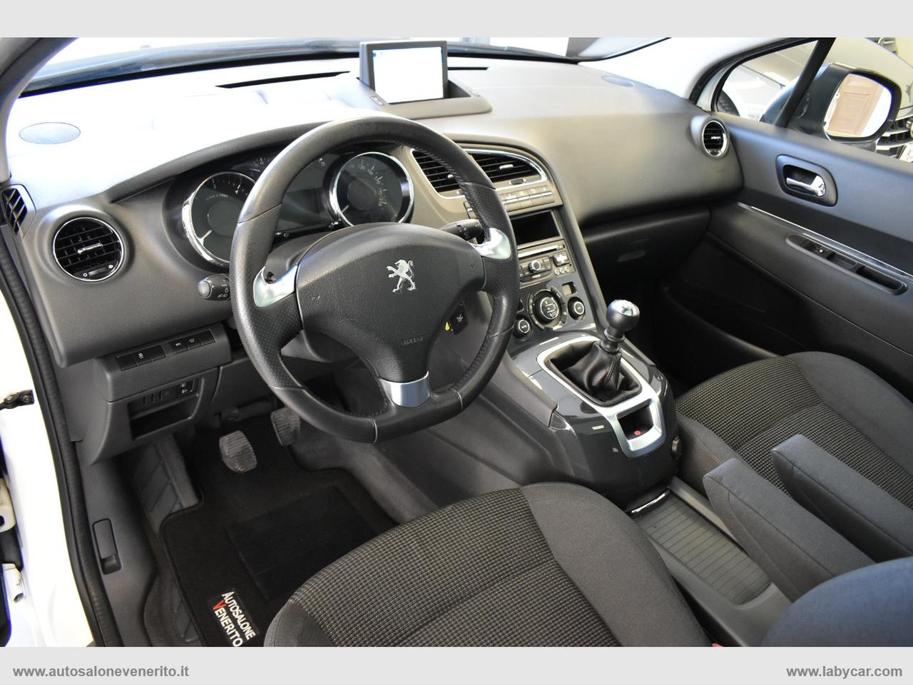 PEUGEOT 5008 BlueHDi 120 S&S Allure