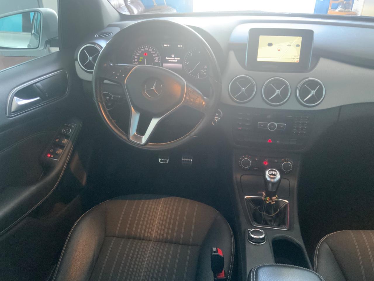 Mercedes-benz B 180 No