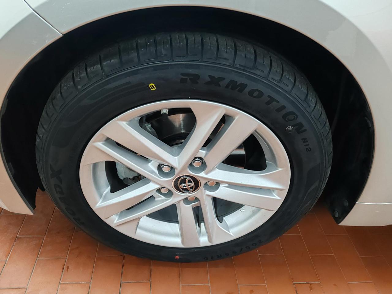 Toyota Corolla 1.8h Active cvt TUTTI TAGLIANDI TOYOTA