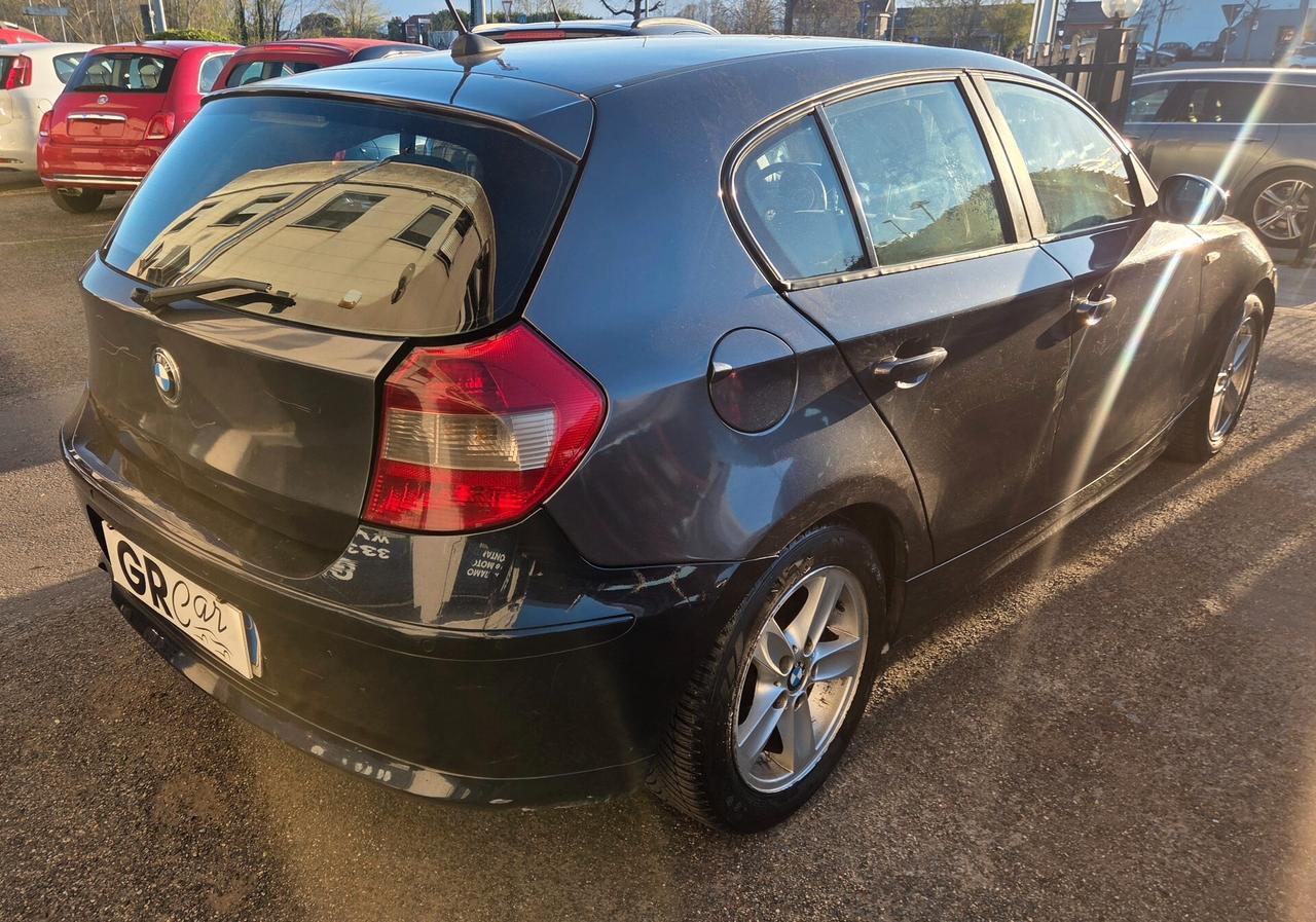 Bmw 118 118d cat 5 porte Attiva