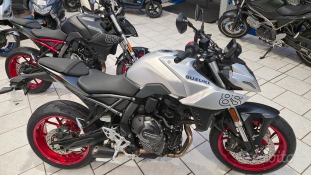 Suzuki GSX-8S - 2024