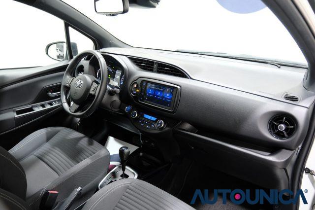 TOYOTA Yaris 1.5 HYBRID 5 PORTE TREND WHITE EDITION