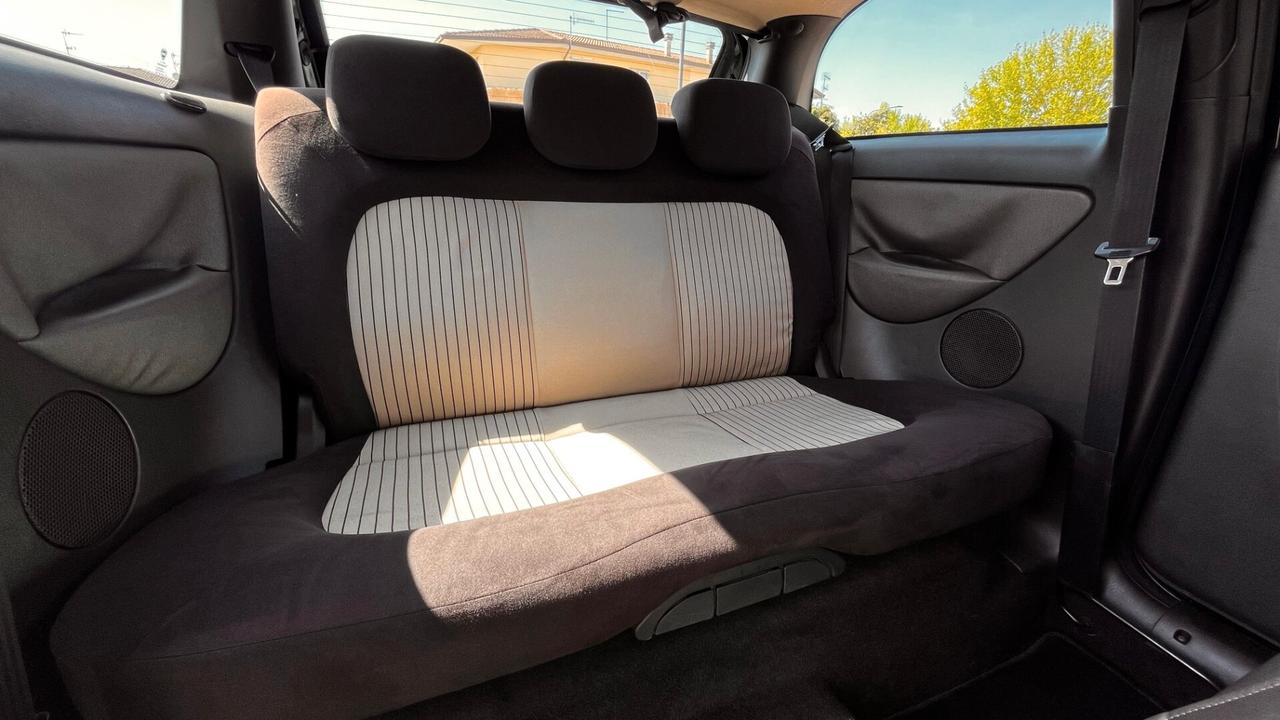 Lancia Ypsilon 1.2 Oro Plus