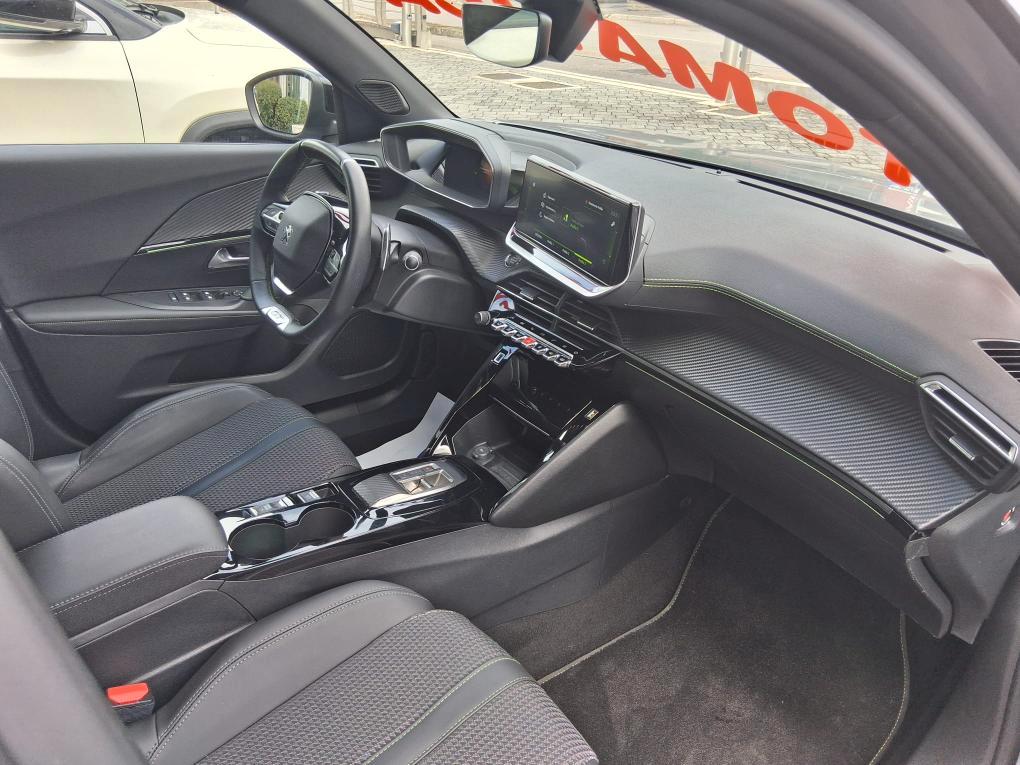 PEUGEOT 2008 PureTech 130 S&S EAT8 GT PROMO ESTATE
