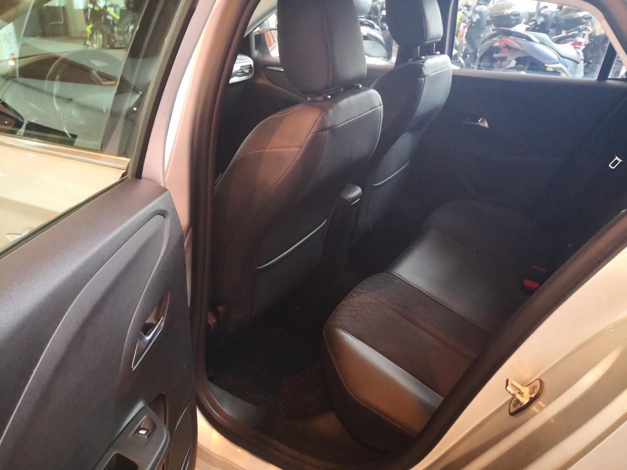 Opel Corsa 1.2 Elegance