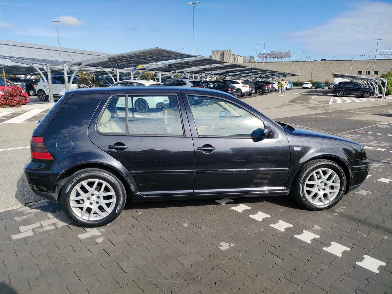 Volkswagen Golf 1.6 5p. aut. ASI e CRS Highline