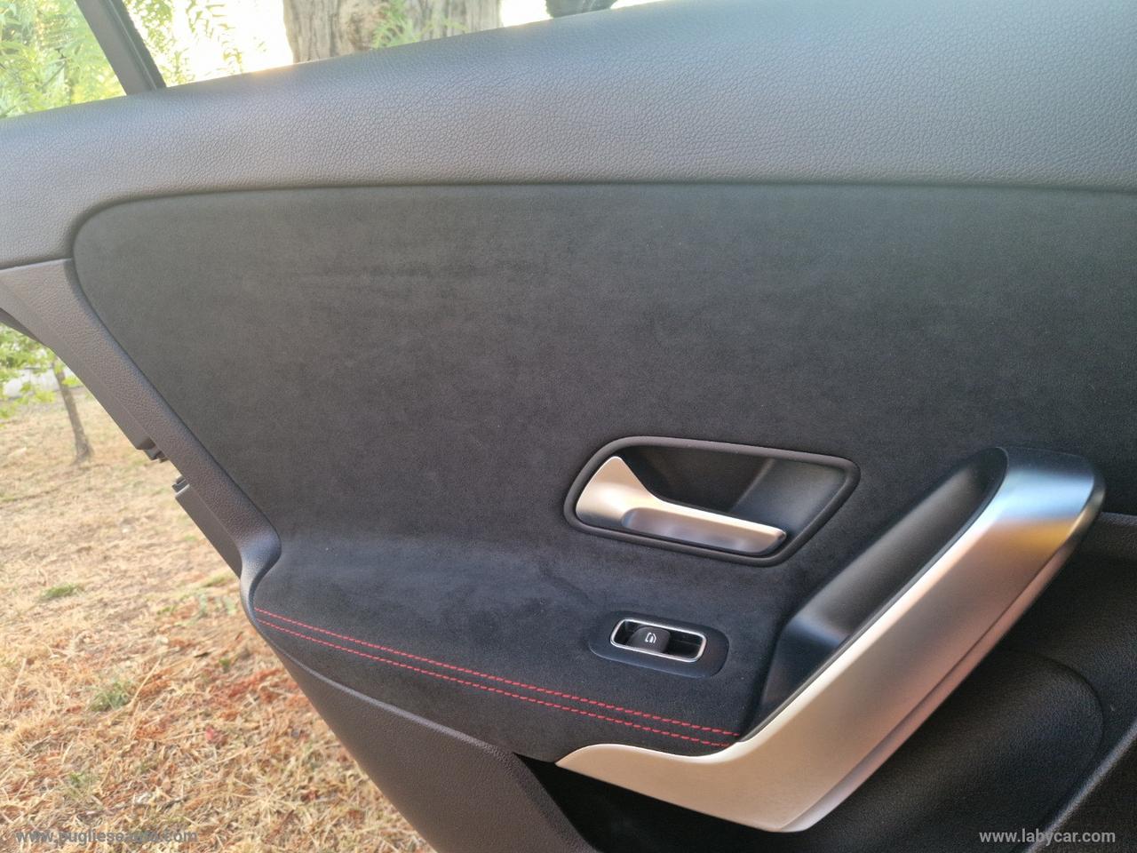 MERCEDES-BENZ A 180 d Automatic Premium