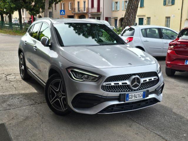MERCEDES-BENZ GLA 200 d Automatic Premium AMG Line 19" MBUX LED Performa