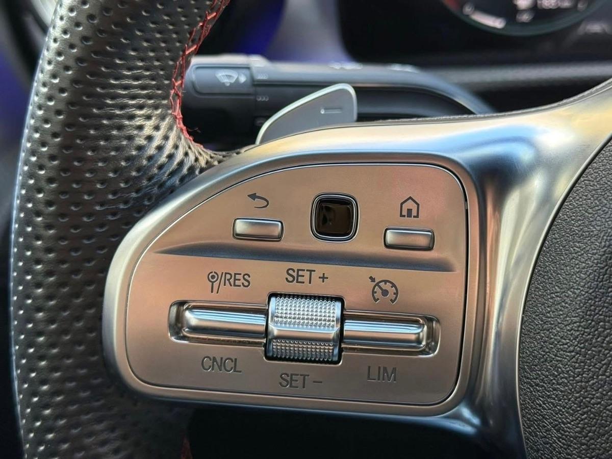 Mercedes Classe A 180d 116CV Premium AMG Night Edition