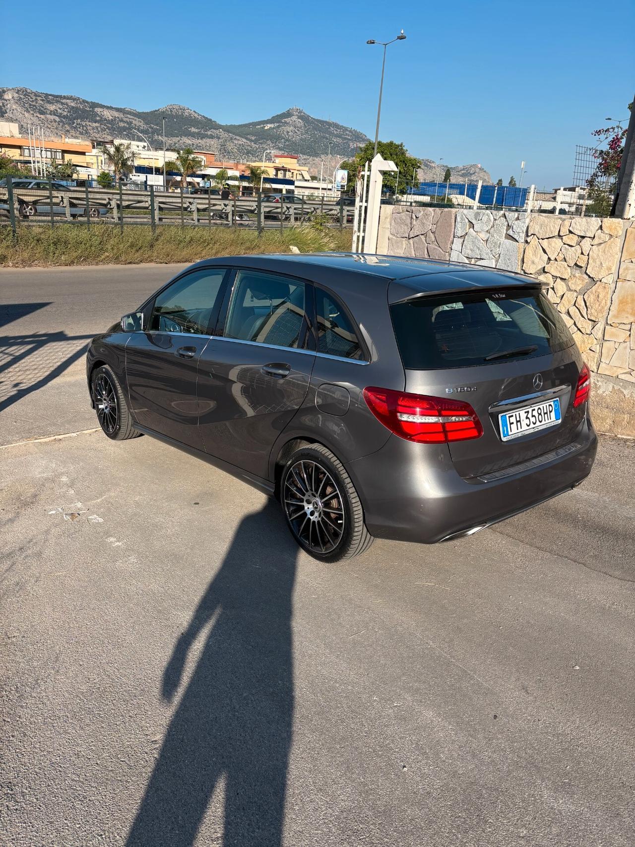 Mercedes-benz B 180 B 180 1.5 DIESEL ANNO 2017 KM 170.000 PER INFO 3279411053