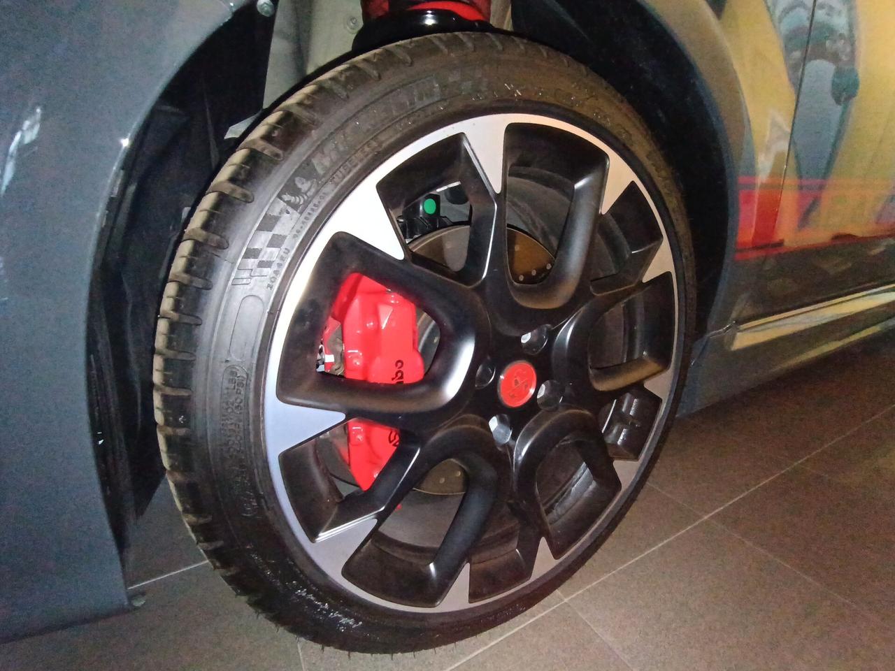 Abarth 595 1.4 Turbo T-Jet 180 CV Competizione