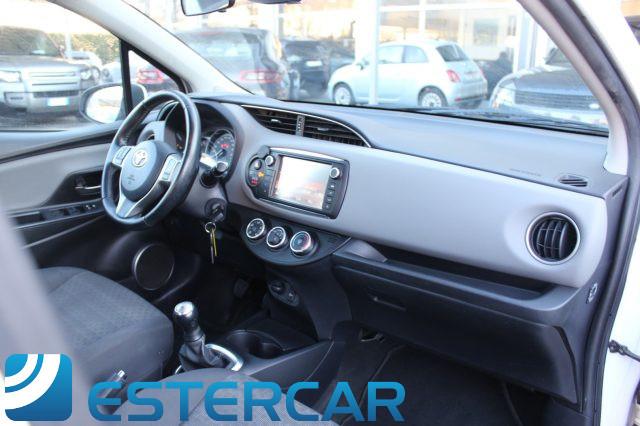 TOYOTA Yaris 1.0 5 porte