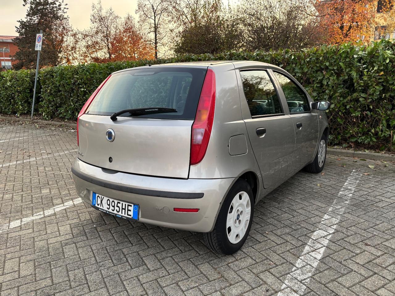 Fiat Punto 1.2i Neopatentati