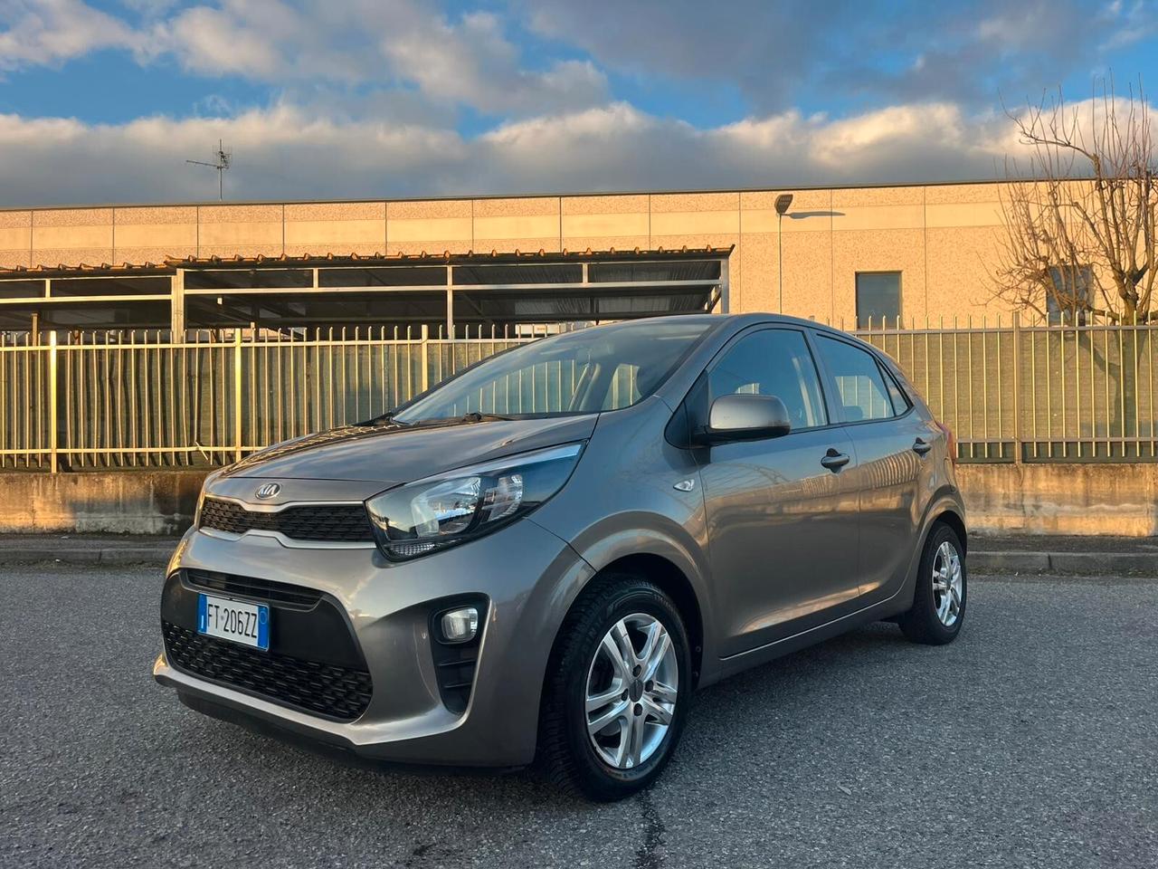 Kia Picanto 1.0 12V SOLO 35.000 KM