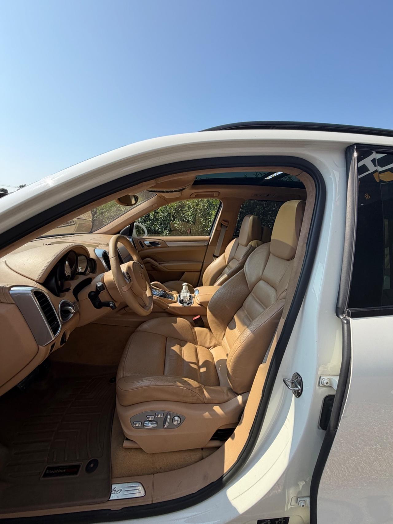 Porsche Cayenne 4.8 Turbo noleggio subentro