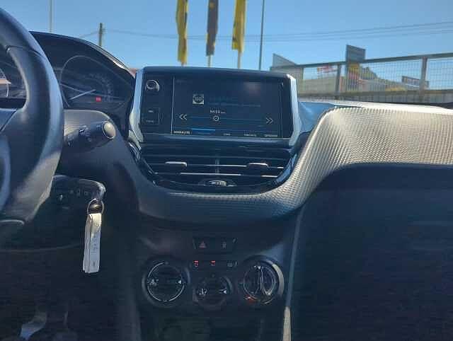 Peugeot 208 Allure PureTech 82cv S/S Neopat.
