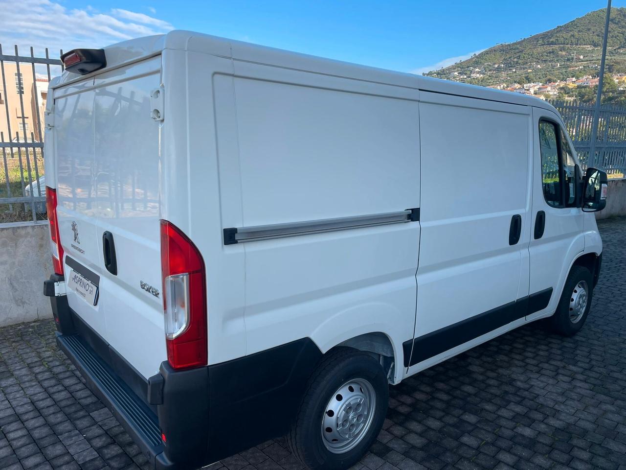 Peugeot Boxer L1H1 120 S&S