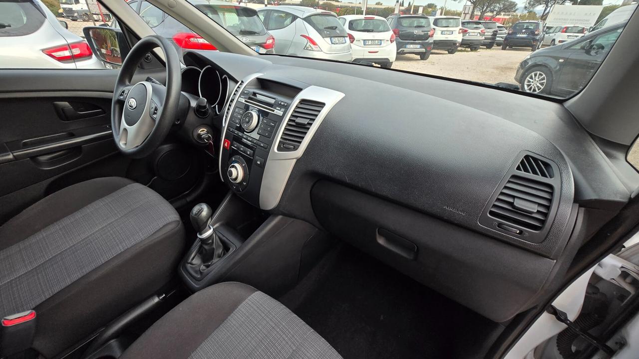 Kia Venga 1.4 CRDi 90CV Cool