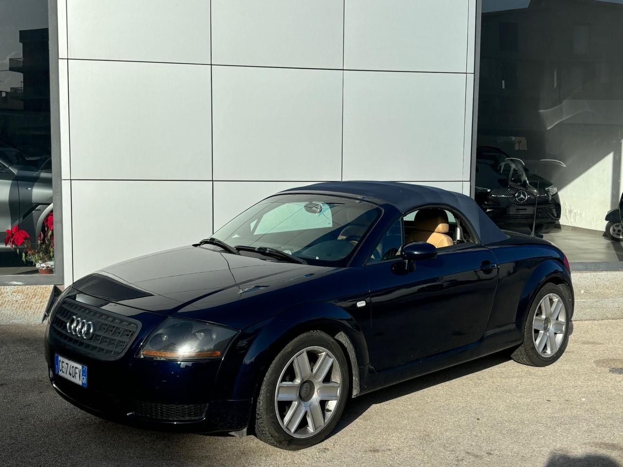 Audi TT Roadster 1.8 150 CV - anno 2003 - km 150.000