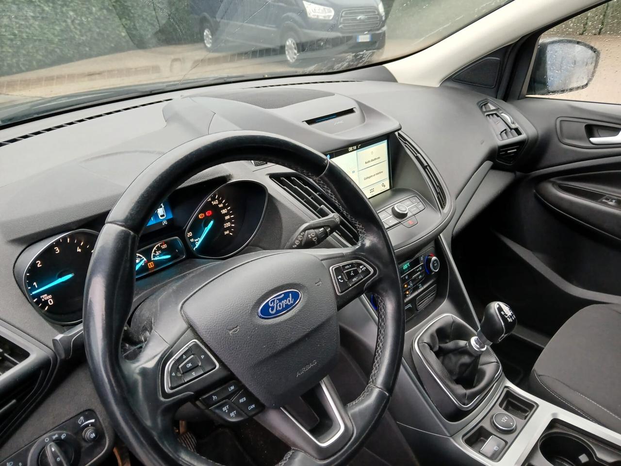 Ford Kuga 1.5 TDCI 120cv 2WD Titanium 2017