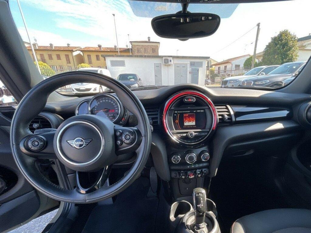 Mini Cooper D 1.5 TwinPower Turbo Cooper D Business DCT