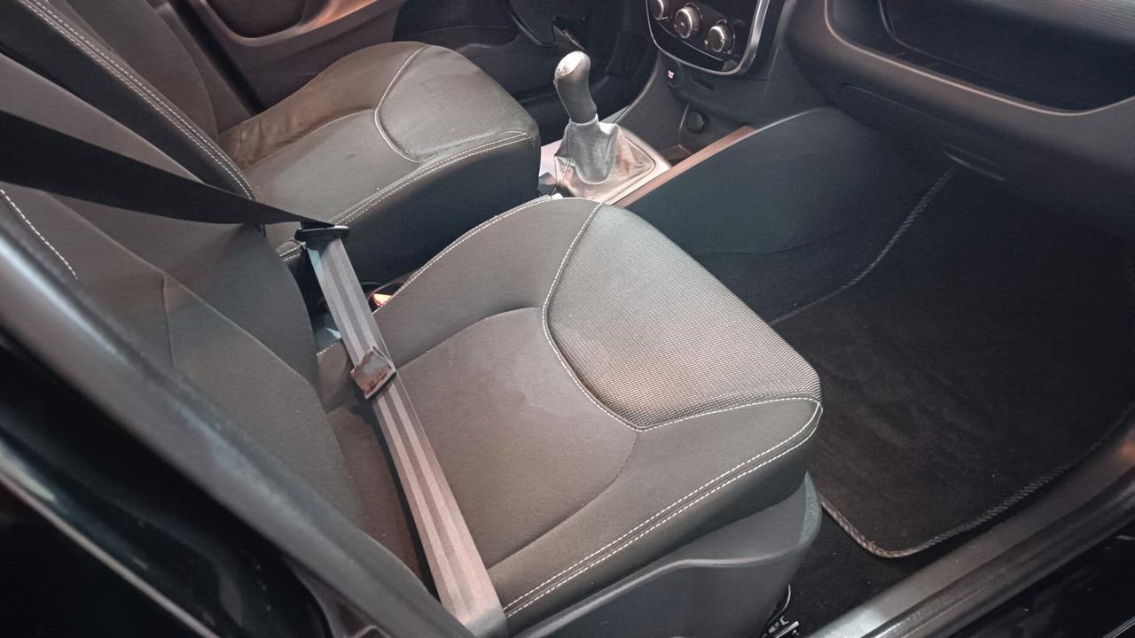 Renault Clio 1.2 75CV GPL 5 porte Costume National
