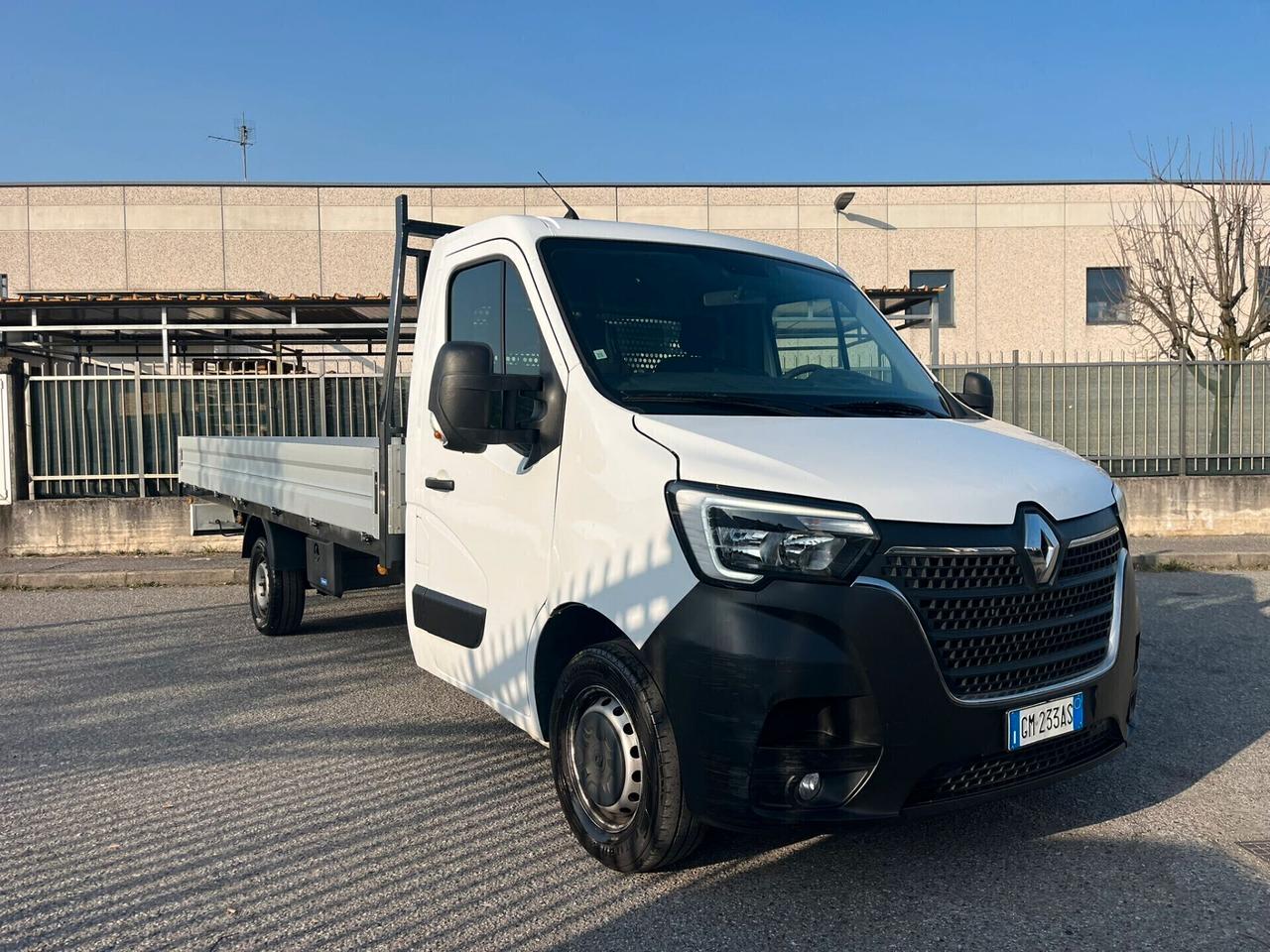RENAULT MASTER 2.3DCI 165CV CASSONE 5.40 METRI