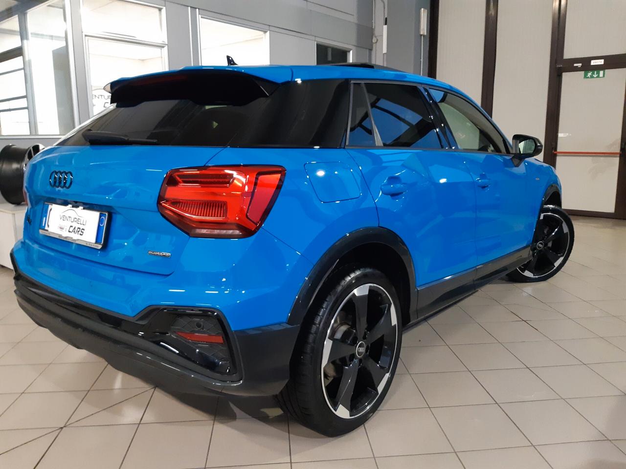 Audi Q2 35 TDI quattro S tronic Identity Black