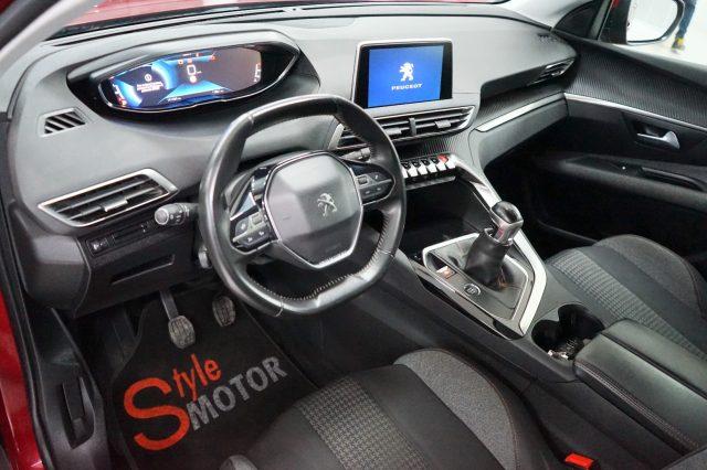 PEUGEOT 3008 BlueHDi 130 S&S Business