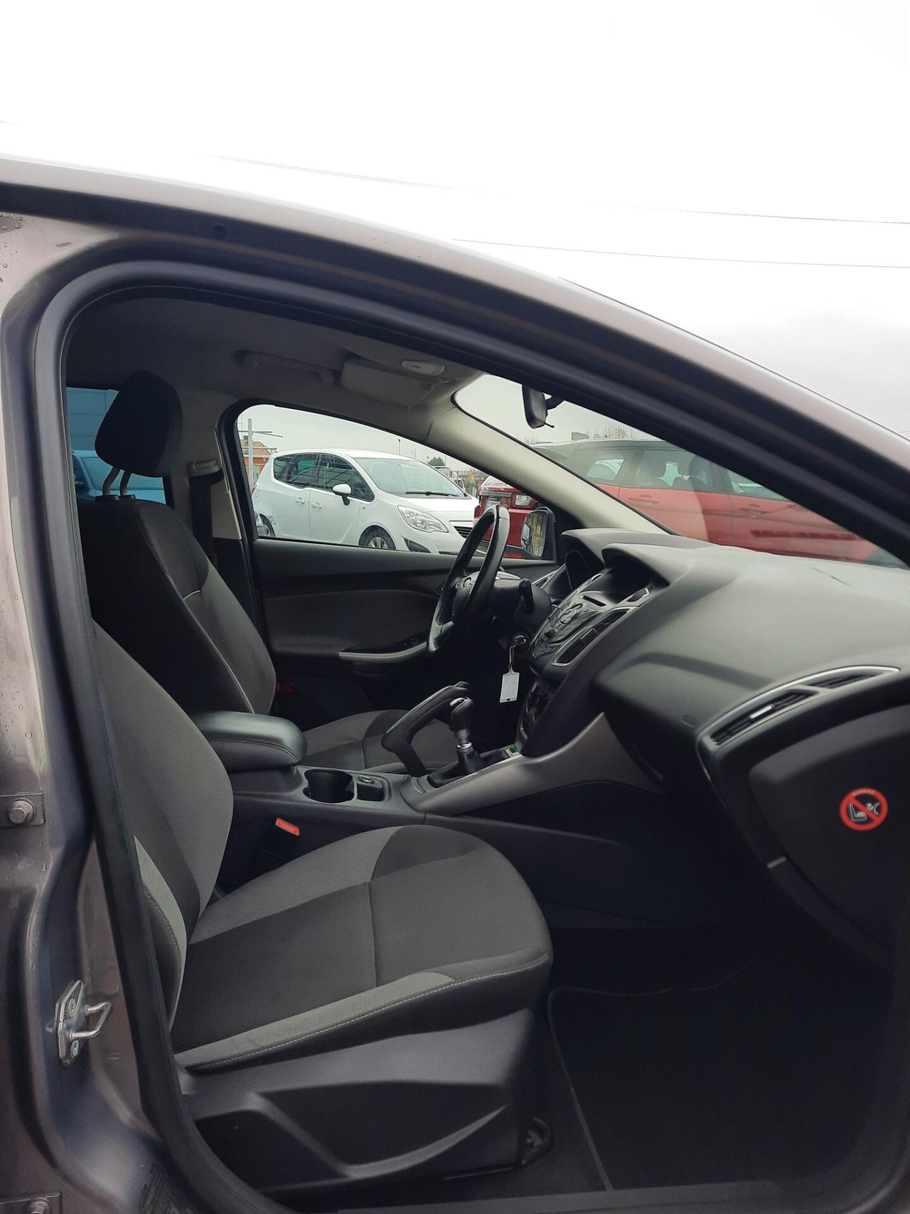 Ford Focus 1.6 TDCi 115 CV SW GANCIO TRAINO