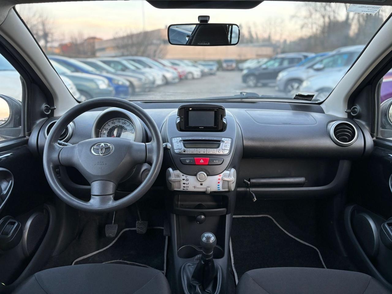 Toyota Aygo 1.0 12V VVT-i 5 porte Active Connect*NEPATENTATI*