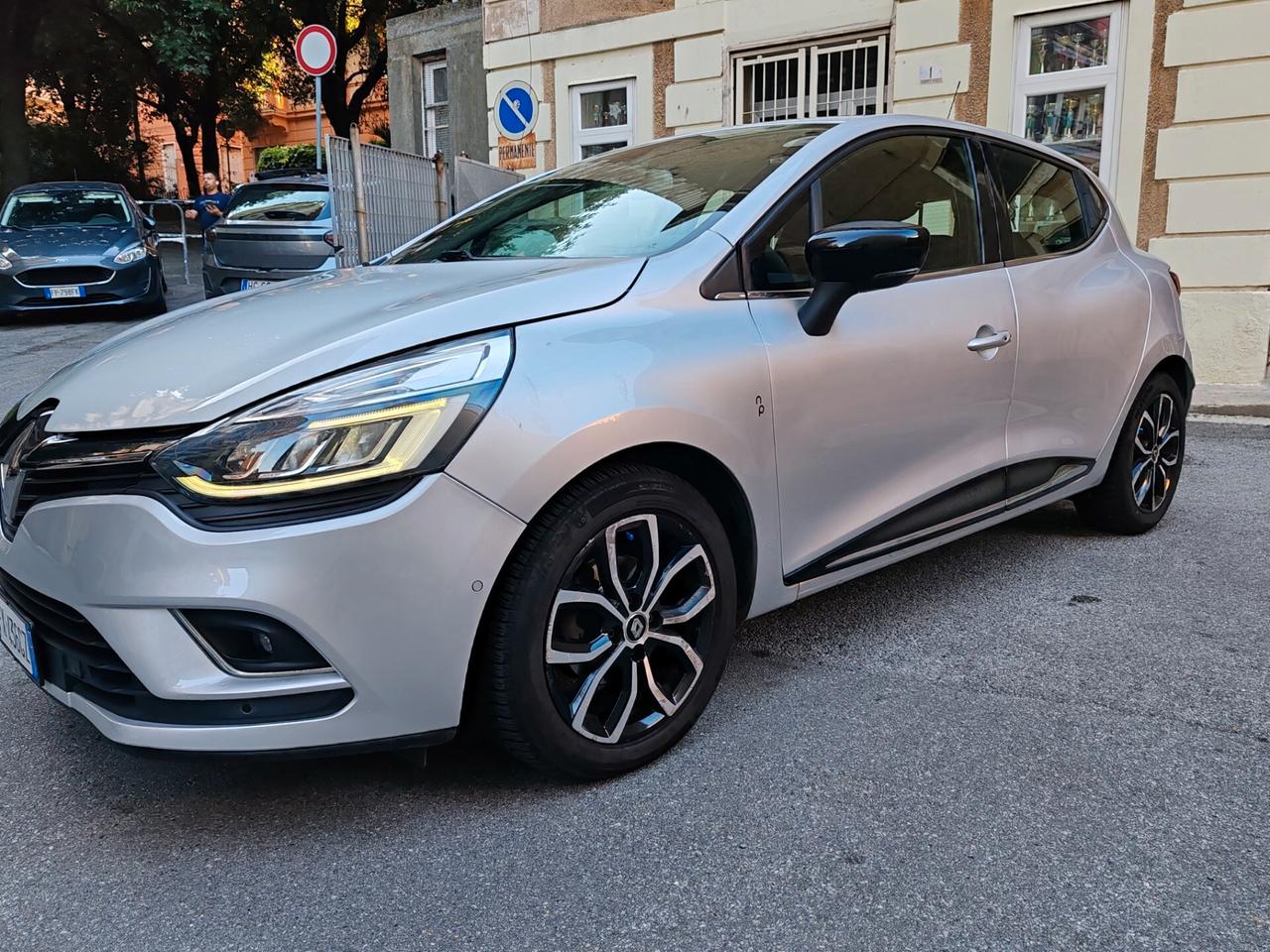 Renault Clio Moschino OK neopatentati