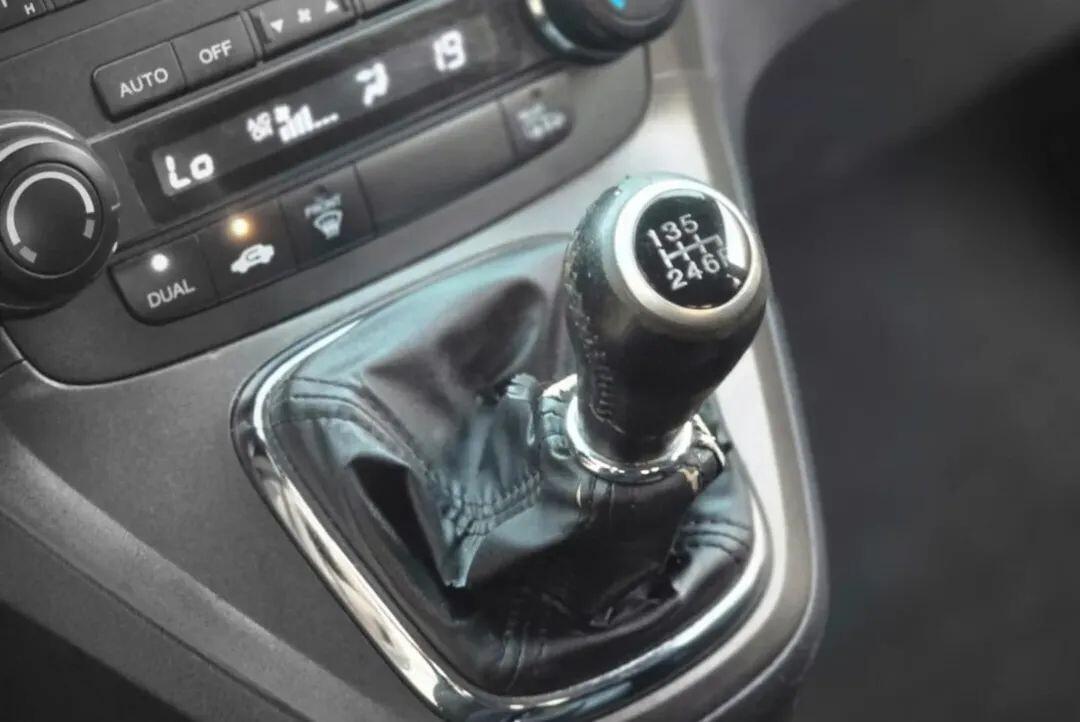 Honda CR-V 2.2 i-DTEC Exclusive