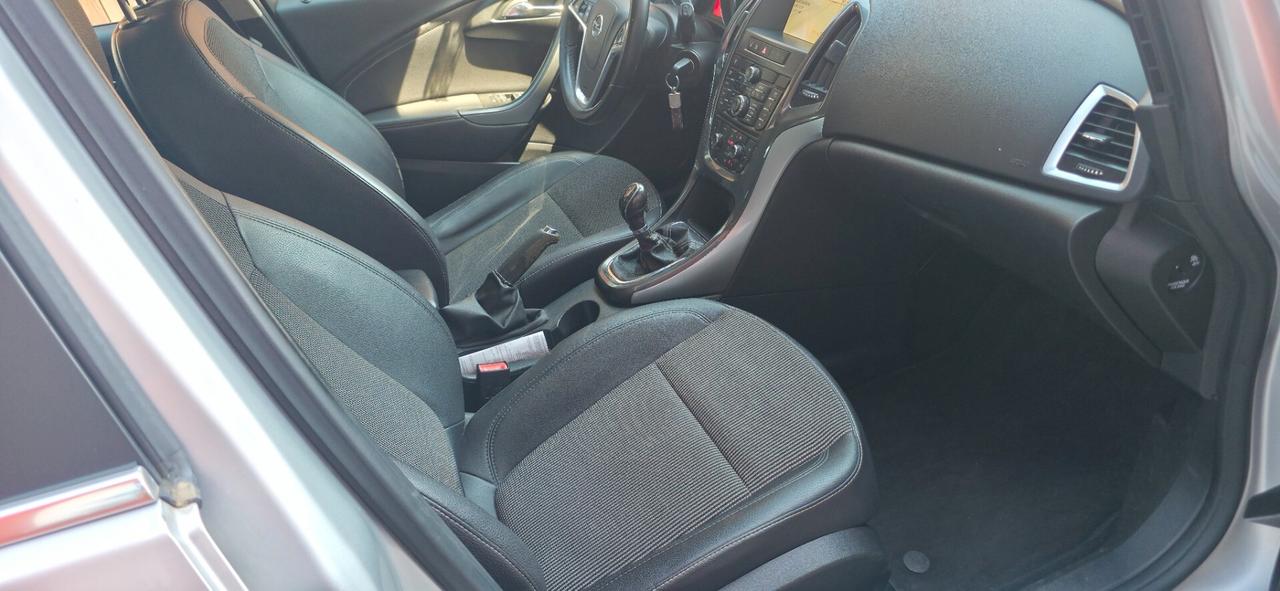 Opel Astra 1.7 CDTI 130CV Sports Tourer Cosmo