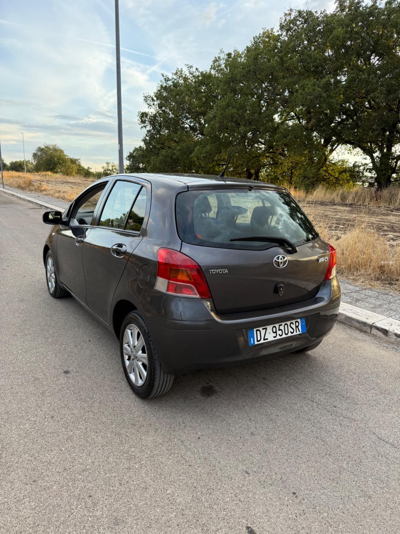 Toyota Yaris 1.3 5 porte M-MT Sol
