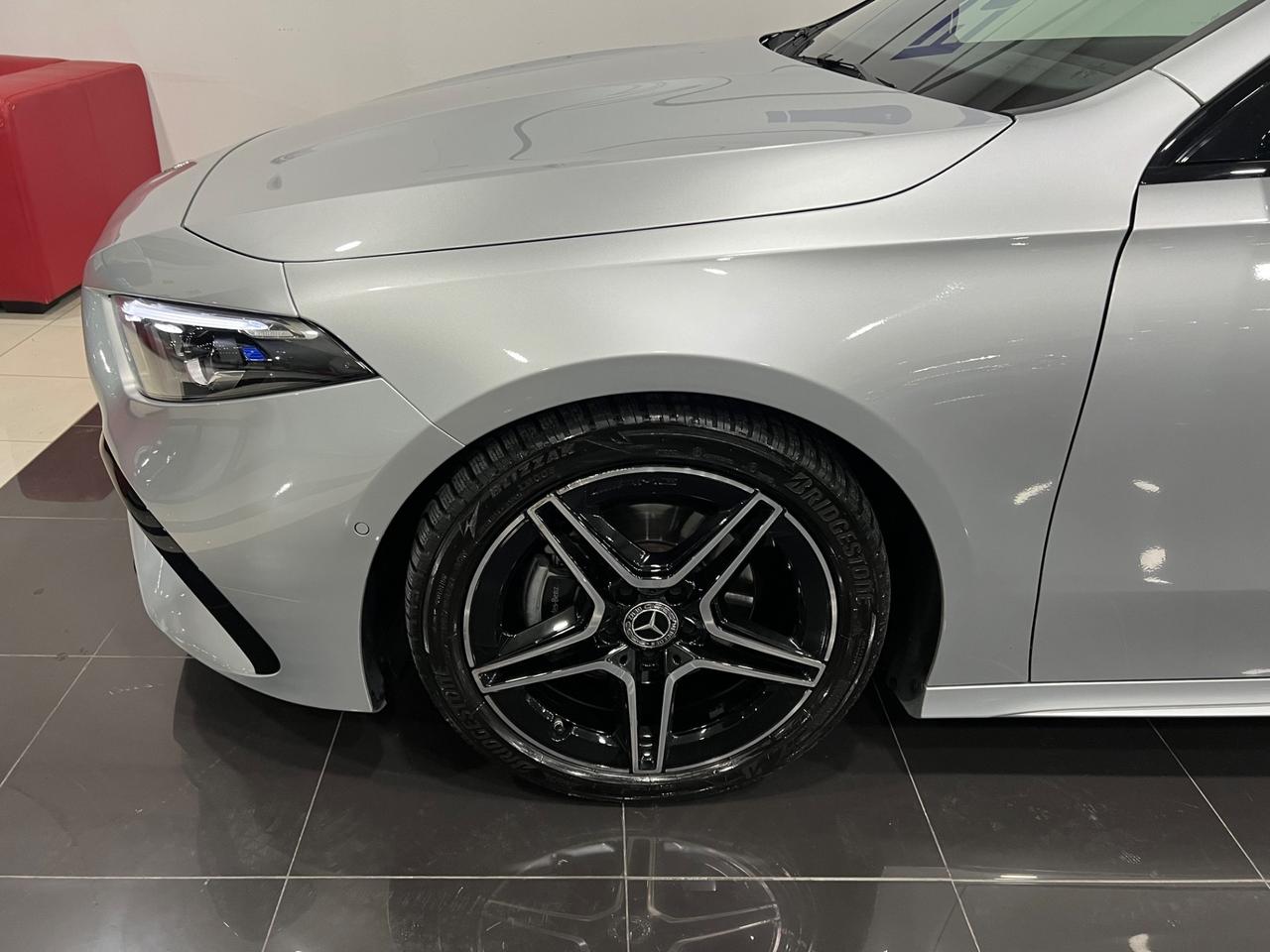 Mercedes Benz A180d Aut. AMG Line Premium 116 cv