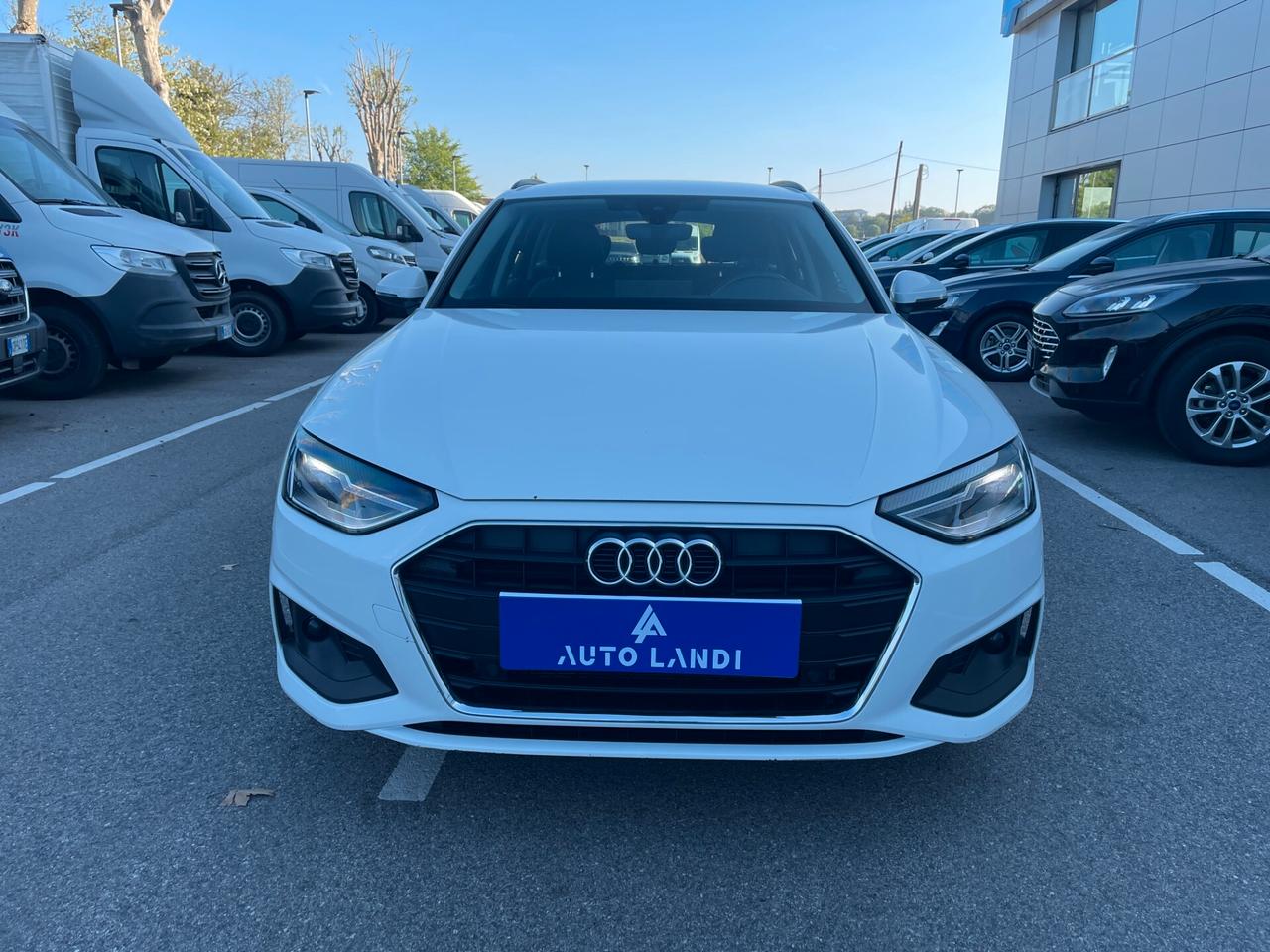 Audi A4 Avant 30 TDI/136 CV S tronic Business