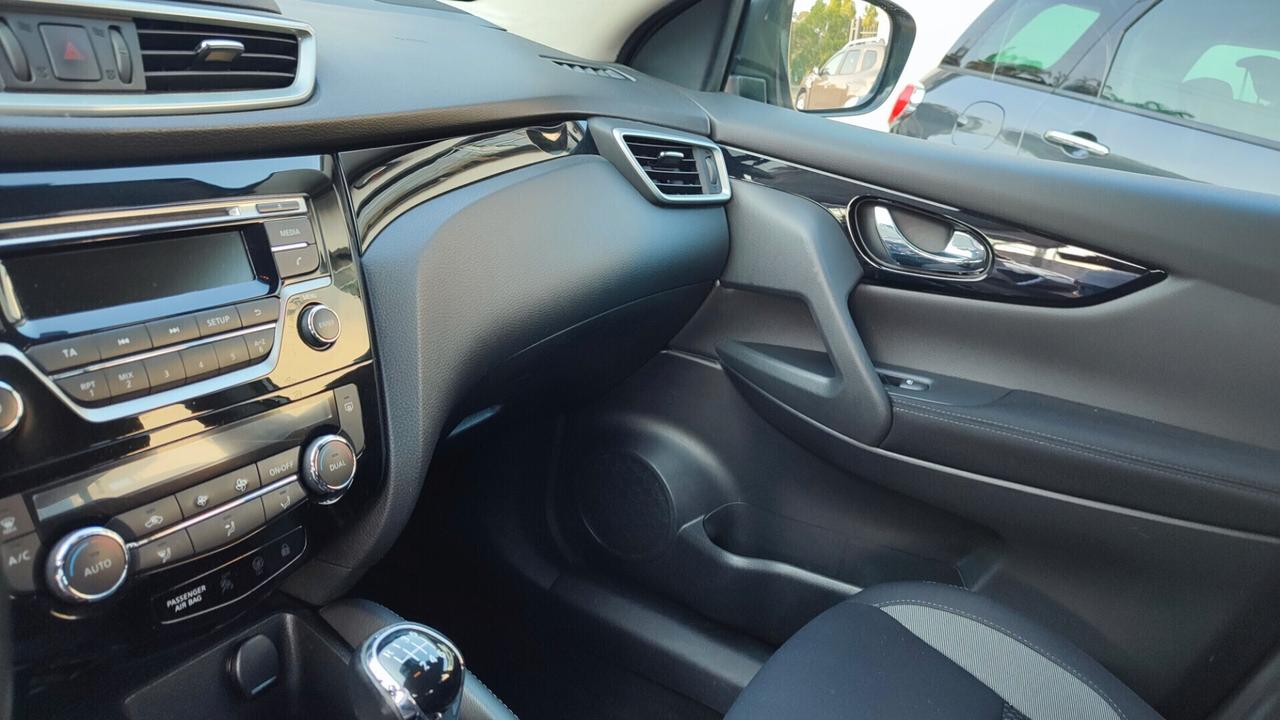 Nissan Qashqai Autocarro 5 posti