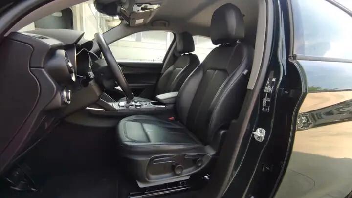Alfa Romeo Stelvio 2.2 Turbodiesel 190 CV AT8 Q4 Business Plus