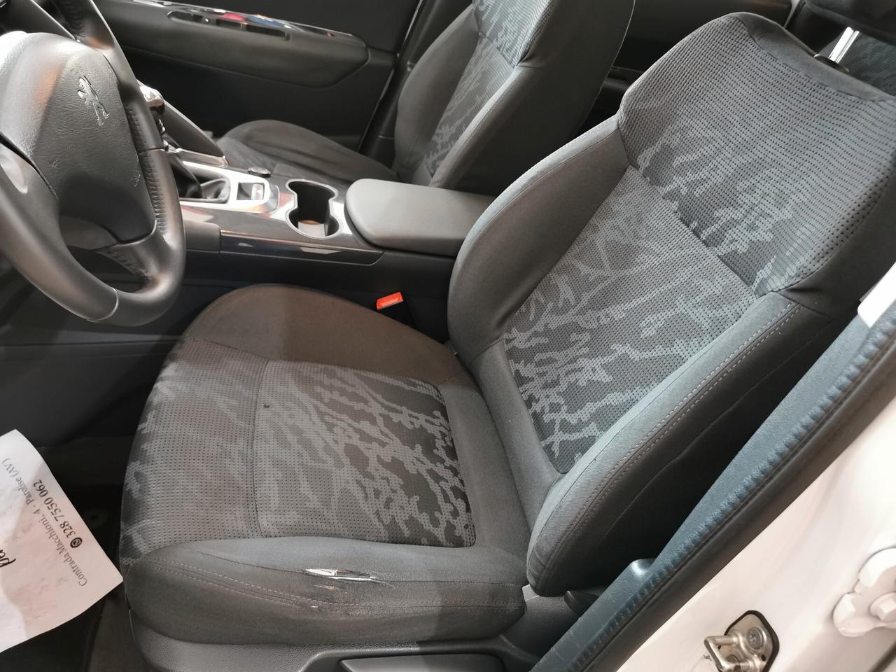 Peugeot 3008 1.6 HDi 112CV Active AUTOCARRO