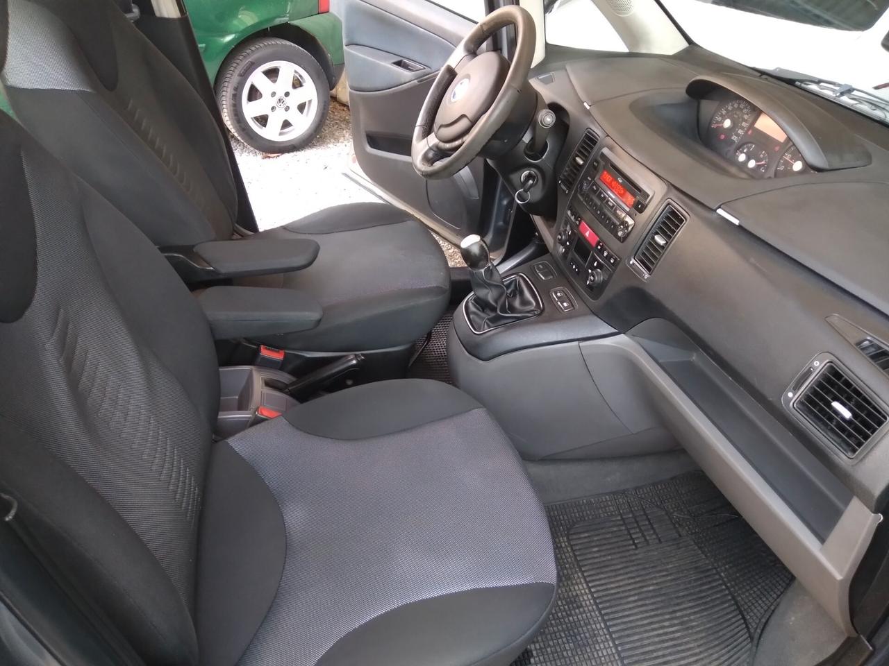 Fiat Idea 1.3 Multijet 16V 70 CV BlackEnergy xneopatentati
