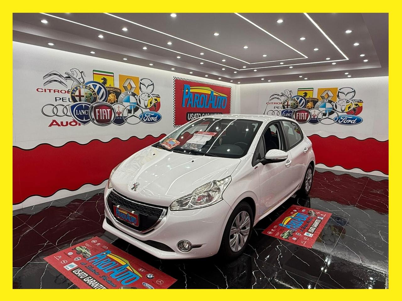 Peugeot 208 1.0 VTi 68cv Puretech - 2013