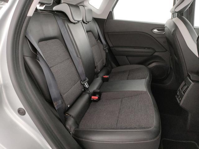 RENAULT Captur Blue dCi 115 CV EDC Intens