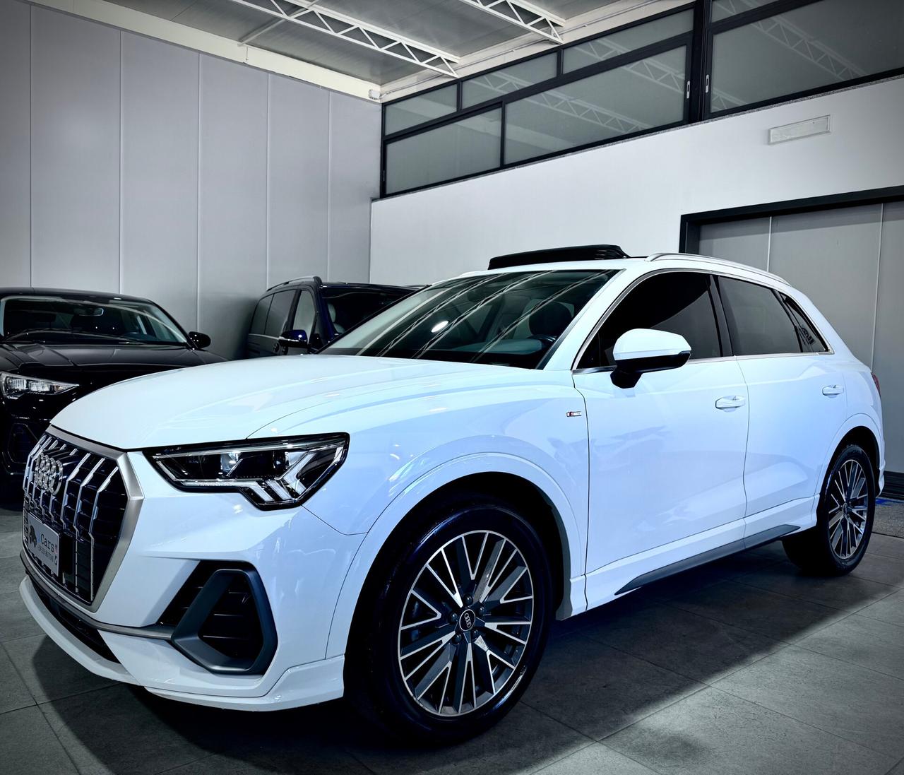 Audi Q3 35 2.0TDI 150CV S-Tronic S-Line