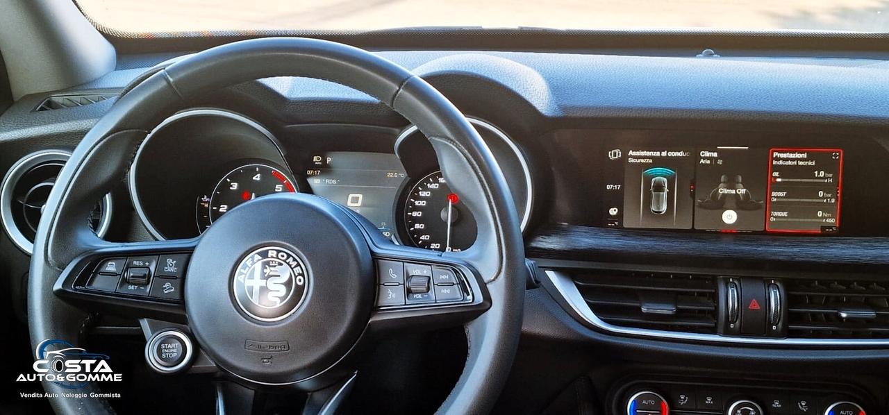 Alfa Romeo Stelvio 2.2 Turbodiesel 160 CV AT8 RWD